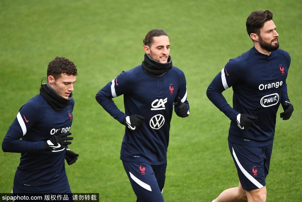 法国队轻取中国队,黄鸭组合刷新纪录 法国队轻取中国队,黄鸭组合刷新纪录