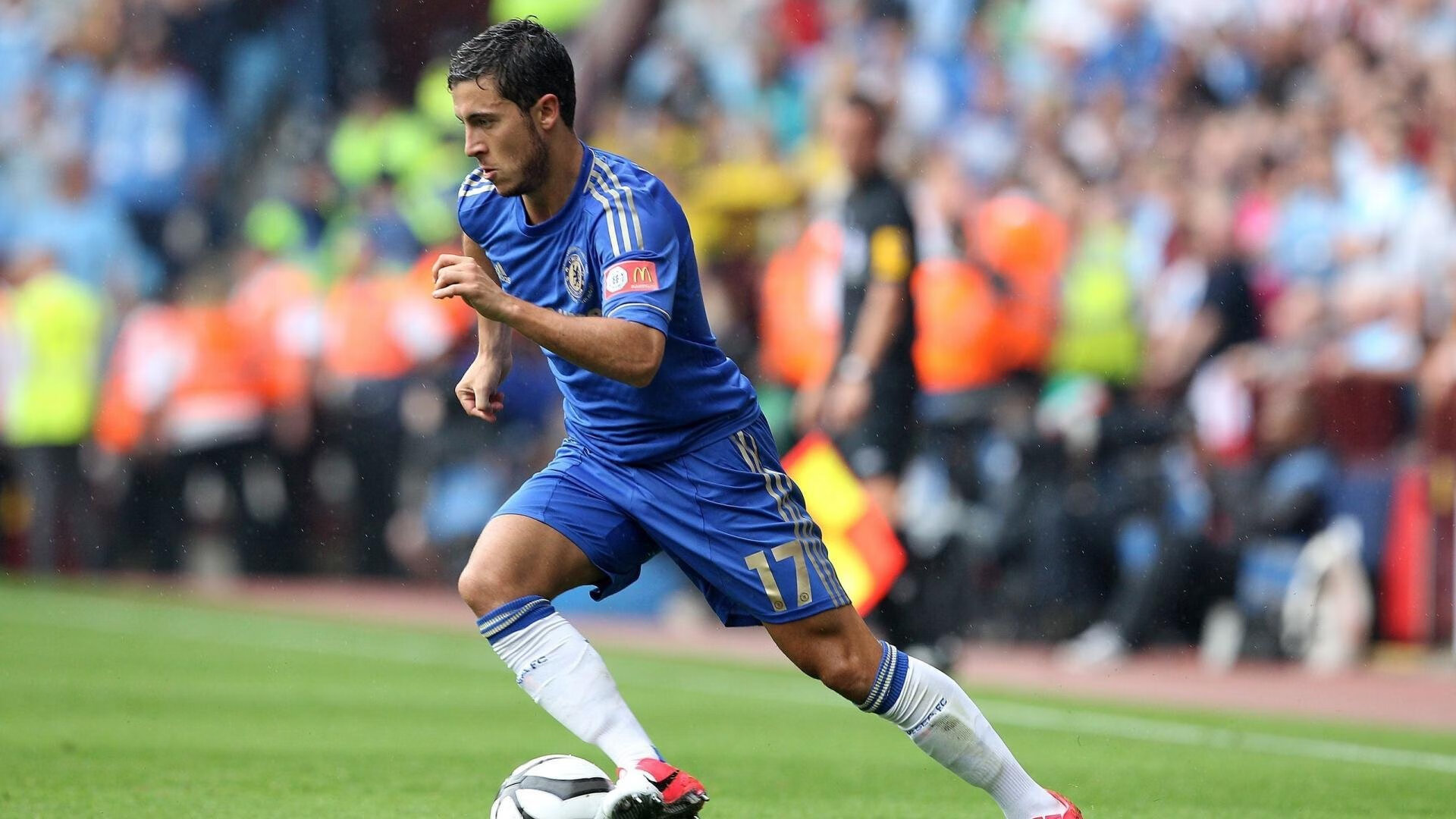 暗影之舞，弗拉霍维奇一手导演圣西罗雨夜，AC米兰比利时生死战觅得荆棘王冠