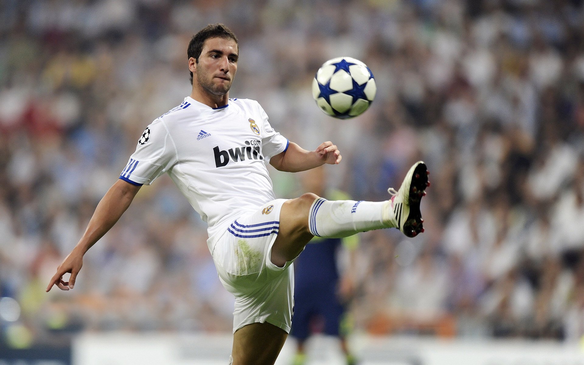 门迪关键节点连续得分！丹麦末节一波流带走佛罗伦萨